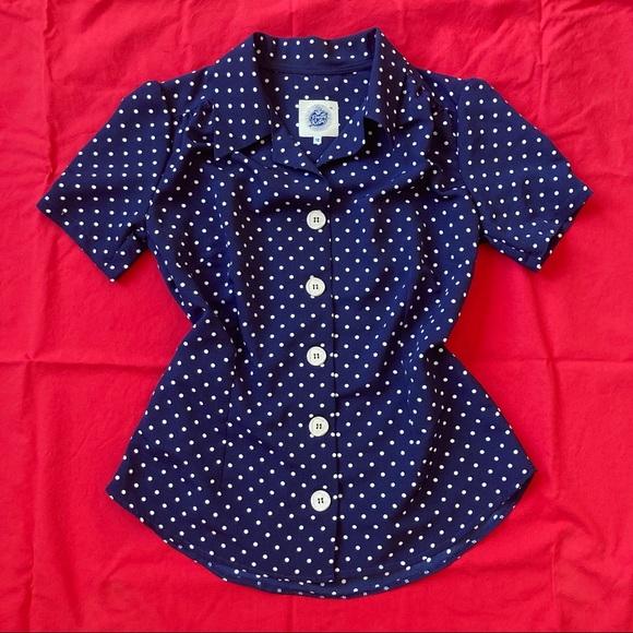 Gorgeous Pretty Retro 40s blouse in navy polka dot - Picture 1 of 5